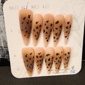 Leopard Print Press-On Nails